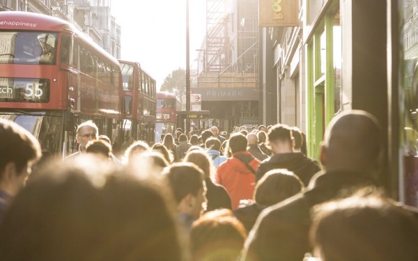 Nuovo trend nella città di Londra - perché i banchieri usano il CBD?